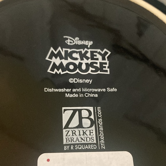 Disney Mickey Mouse Halloween Salad Plates - Picture 3 of 4